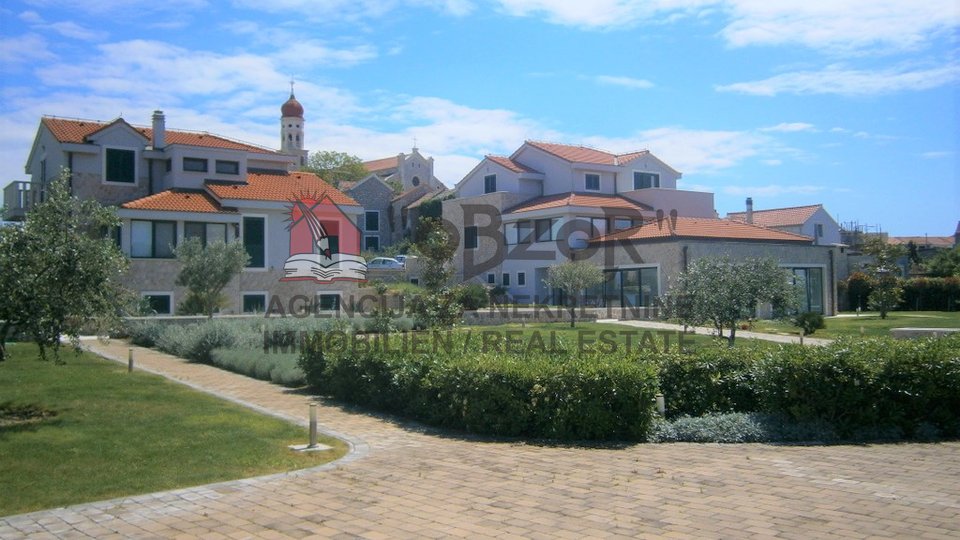 House, 488 m2, For Sale, Tisno - Betina