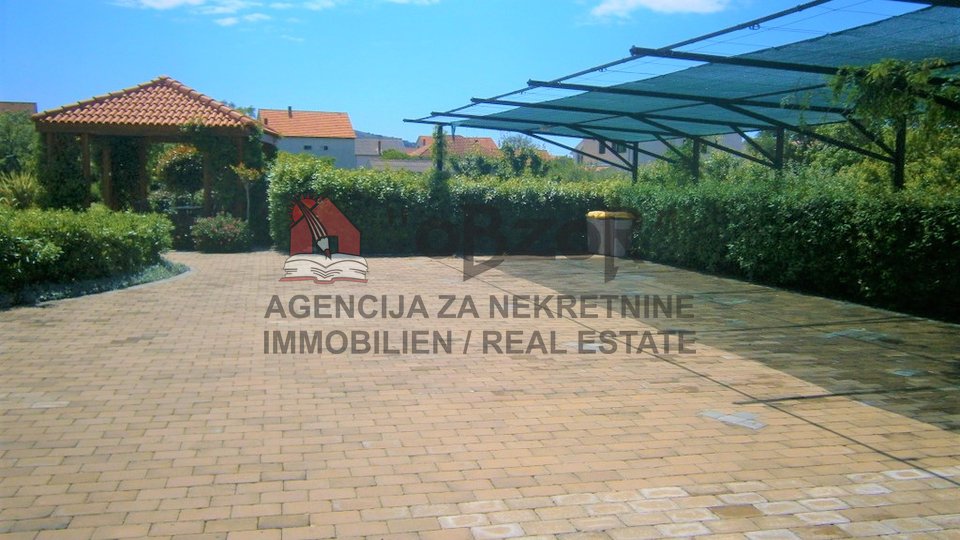 House, 488 m2, For Sale, Tisno - Betina