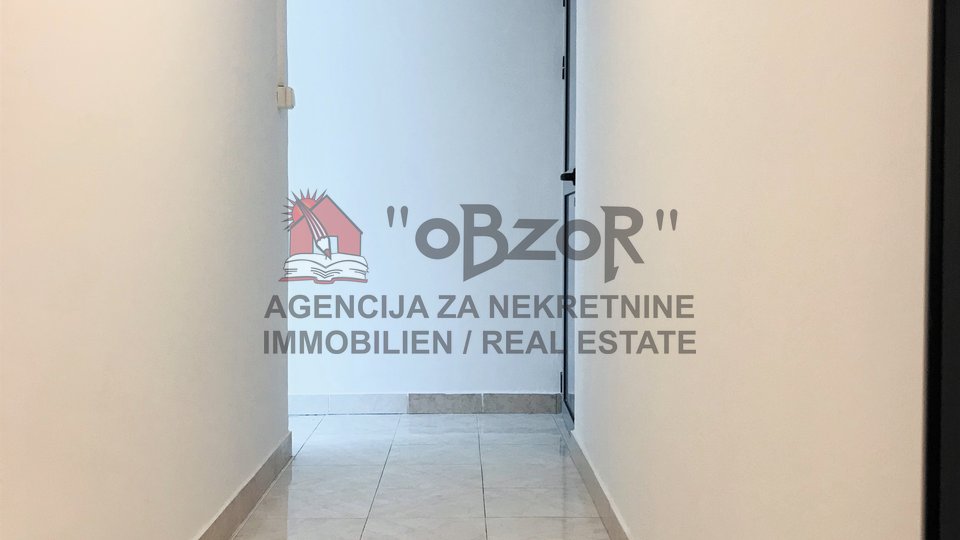 Zadar-PERTIĆI, Garaža 48,16m2