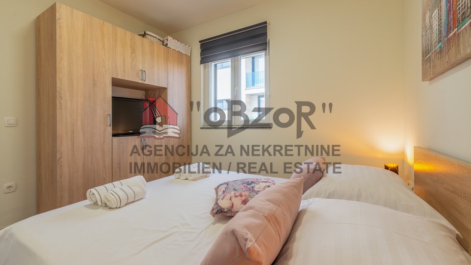 House, 220 m2, For Sale, Zadar - Bili brig
