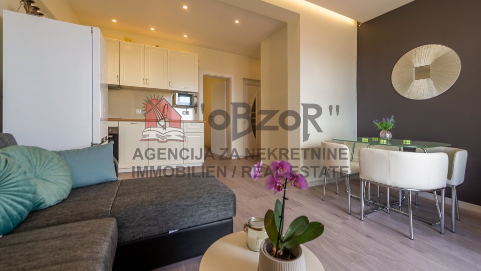 Zadar-BILI BRIG,samostojeća moderna kuća  s 3 apartmana