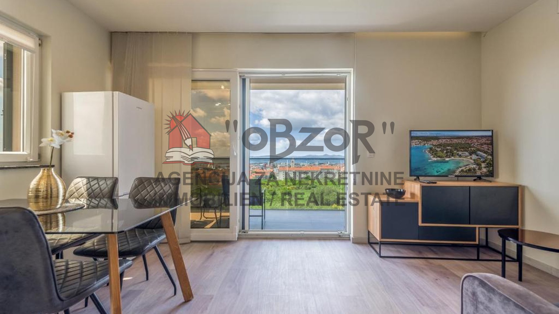 House, 220 m2, For Sale, Zadar - Bili brig
