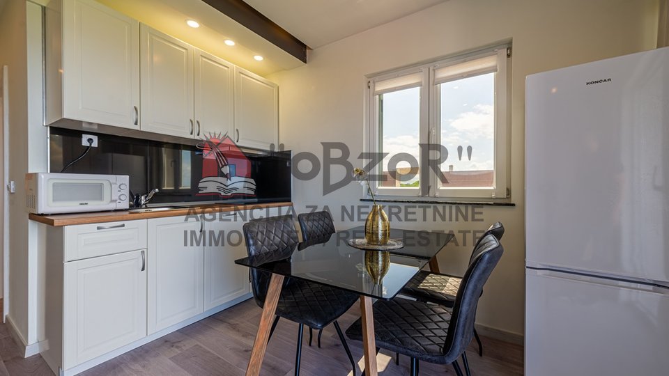 House, 220 m2, For Sale, Zadar - Bili brig