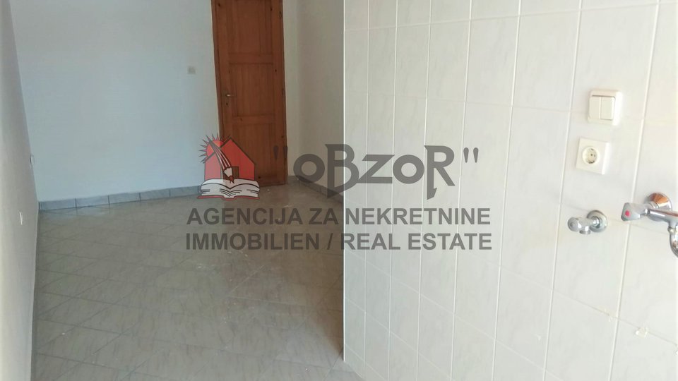 Commercial Property, 27 m2, For Sale, Zadar - Bili brig