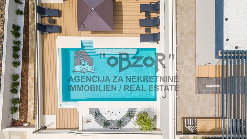 Casa, 453 m2, Vendita, Zadar - Diklo