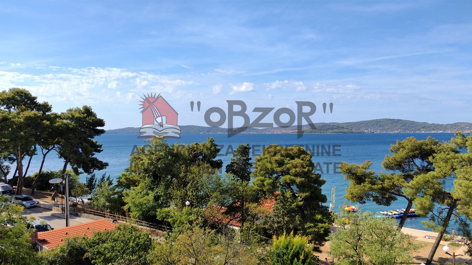 Zadar-KOLOVARE, četverosoban stan 103,68m2-PRVI RED DO MORA