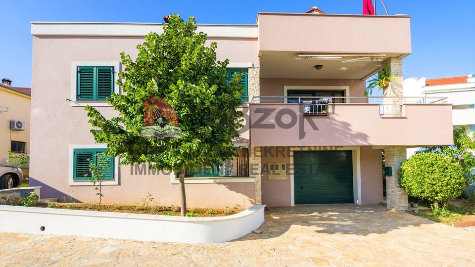 Hiša, 400 m2, Prodaja, Zadar - Višnjik