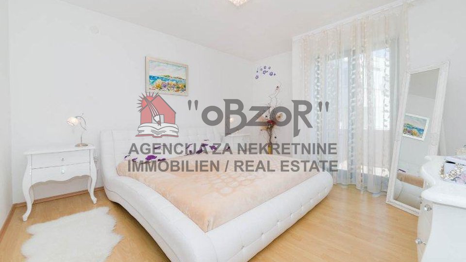 Hiša, 400 m2, Prodaja, Zadar - Višnjik