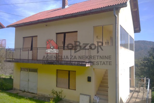 House, 135 m2, For Sale, Gračac - Donji Srb