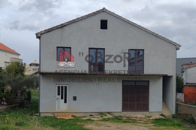 House, 240 m2, For Sale, Zadar - Crvene kuće
