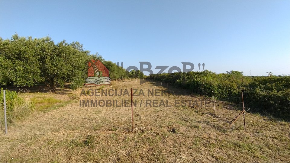 Land, 646 m2, For Sale, Zadar - Plovanija