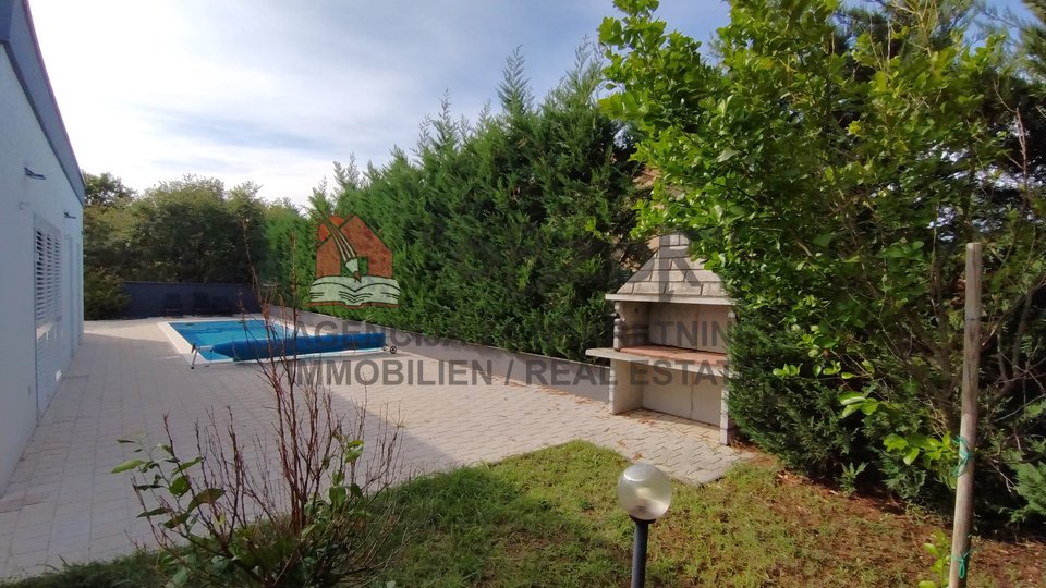 House, 335 m2, For Sale, Zadar-okolica - Murvica