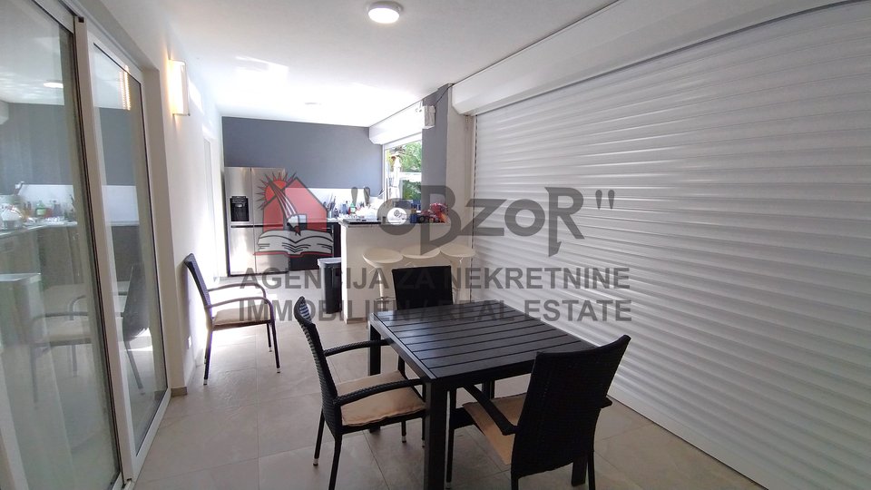 House, 335 m2, For Sale, Zadar-okolica - Murvica