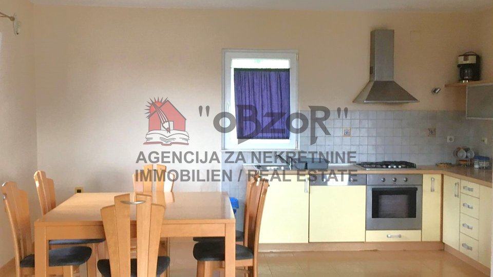 Apartma, 131 m2, Prodaja, Kali